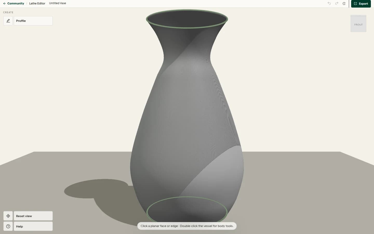 Vase Workshop showing a sculpted Ikebana vessel beside its profile and form controls.